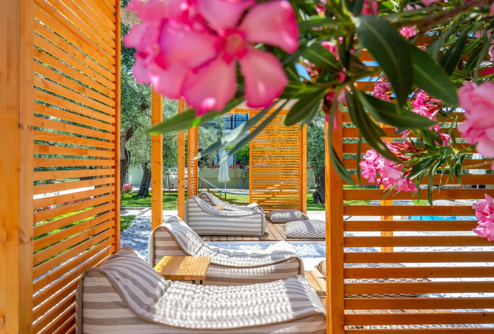 Nefeli Fresh Hotel