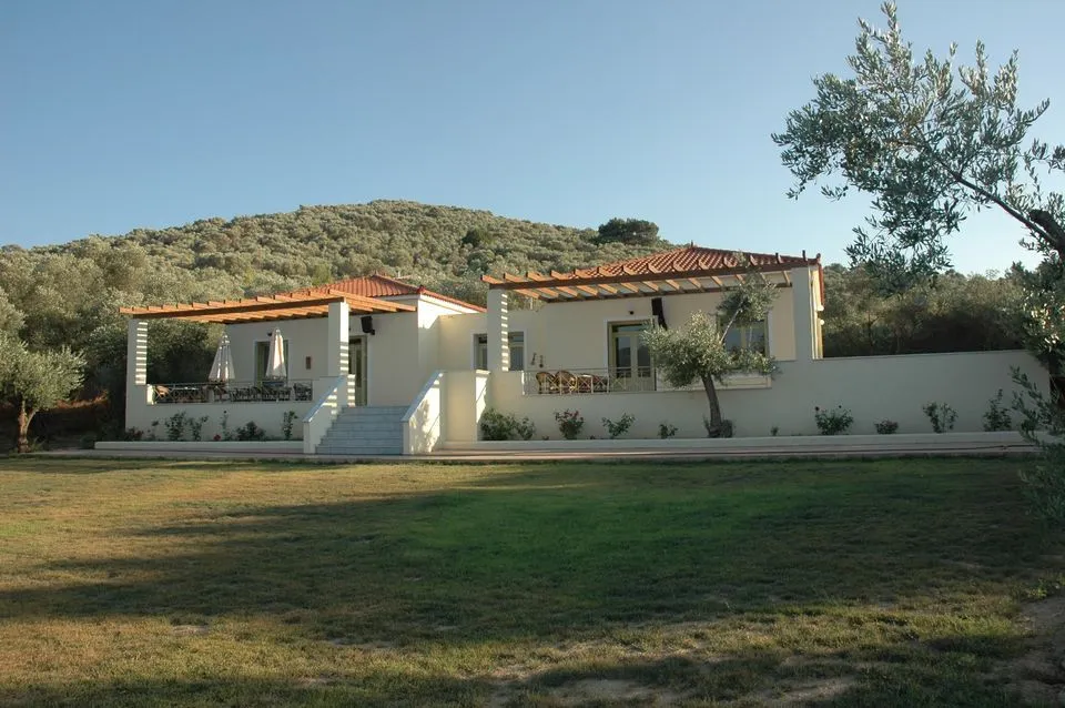 Building of the GERA'S OLIVE GROVE venue