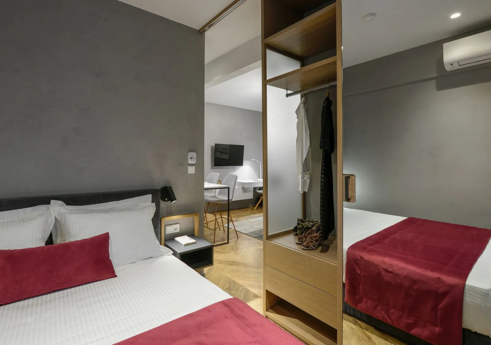 Olvios Luxury Suites & Lofts