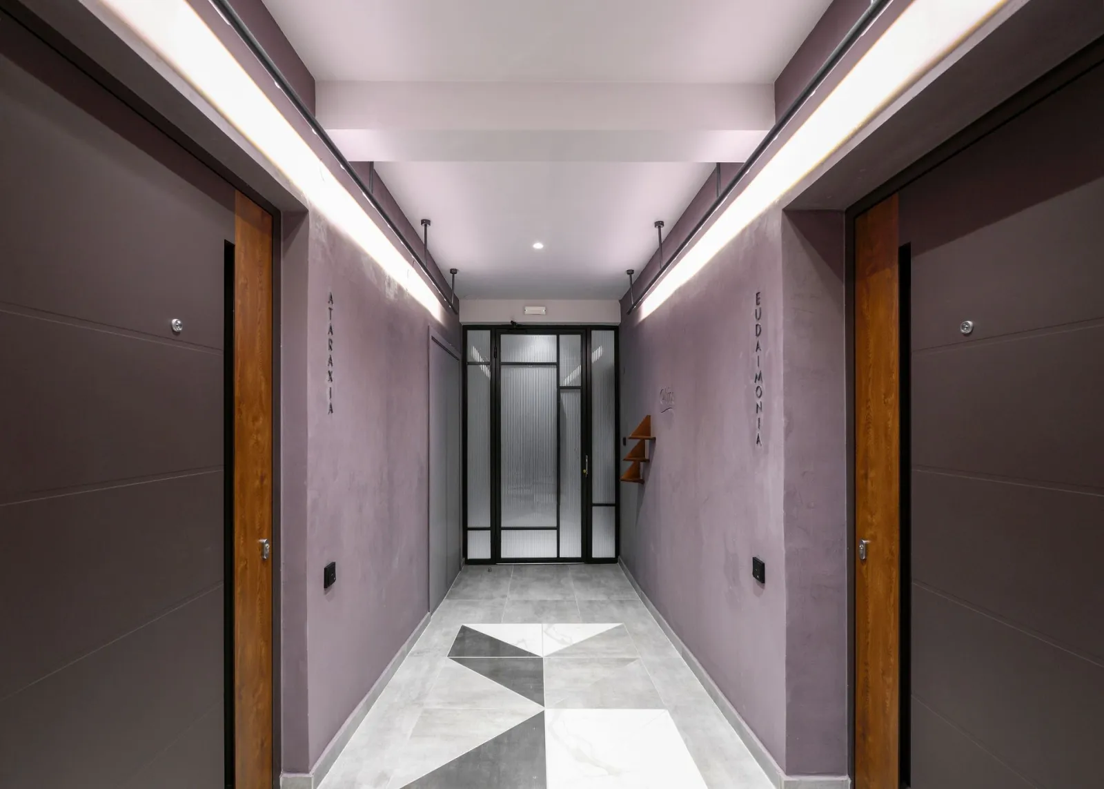 Olvios Luxury Suites & Lofts