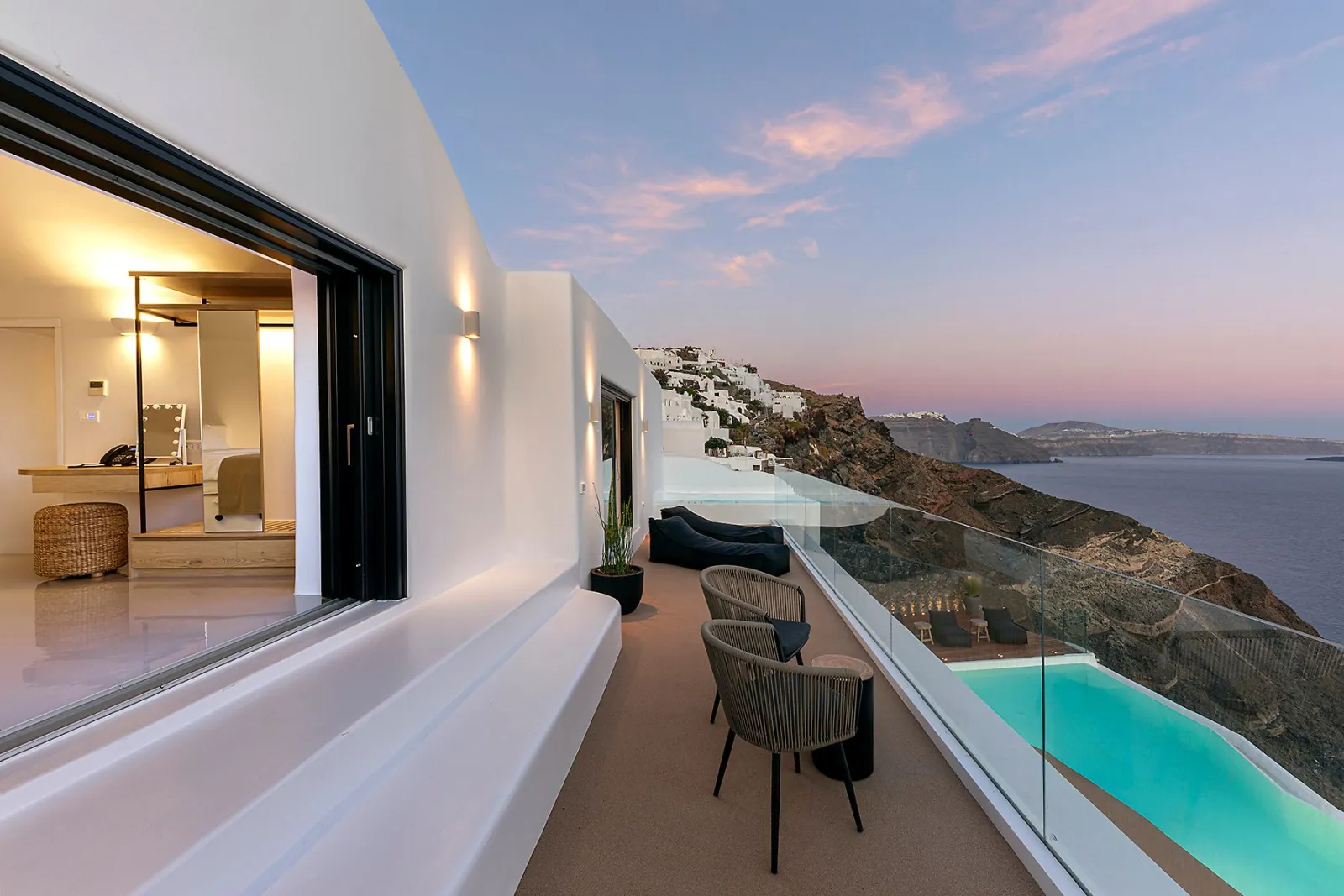 Olvos Luxury Suites