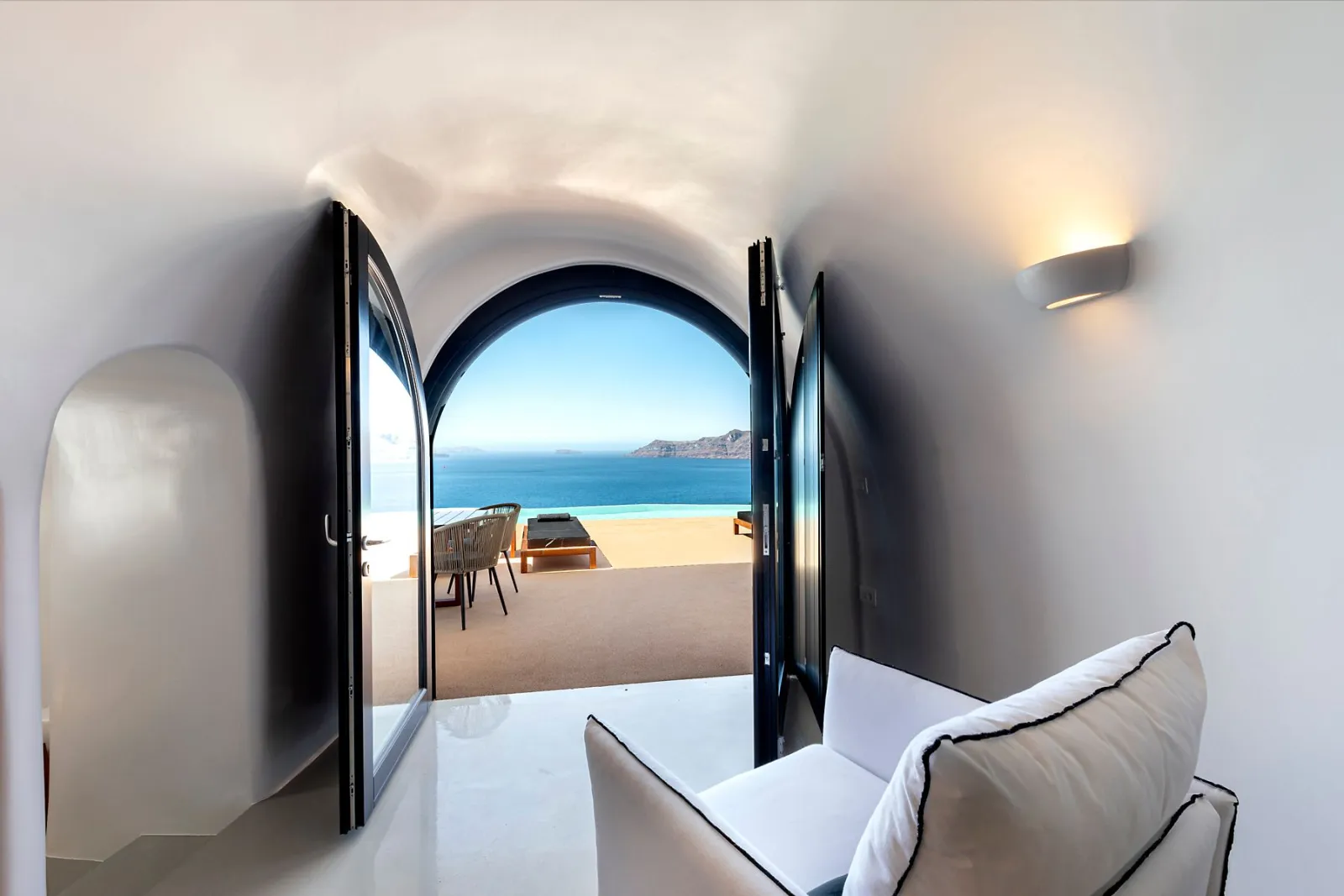 Olvos Luxury Suites