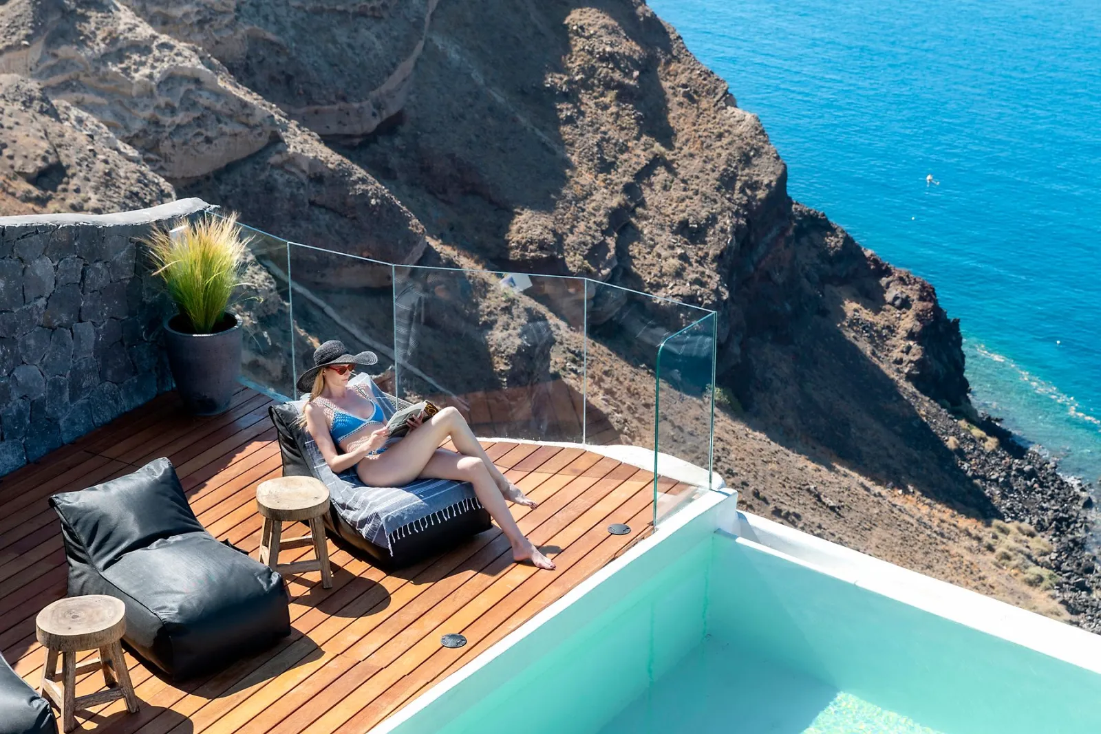 Olvos Luxury Suites