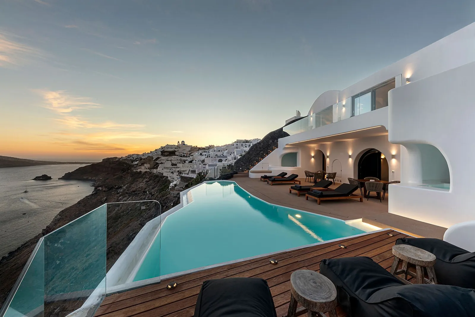 Olvos Luxury Suites