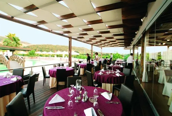 Olympia Golden Beach Resort & Spa - Restaurant