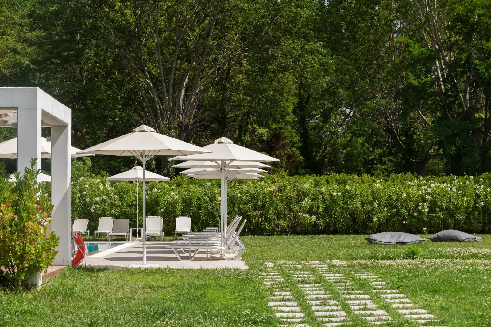 Garden -Pool