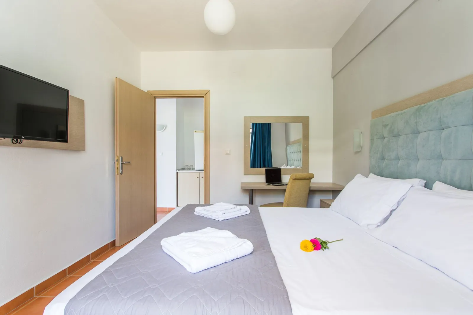 Opera Blue Hotel