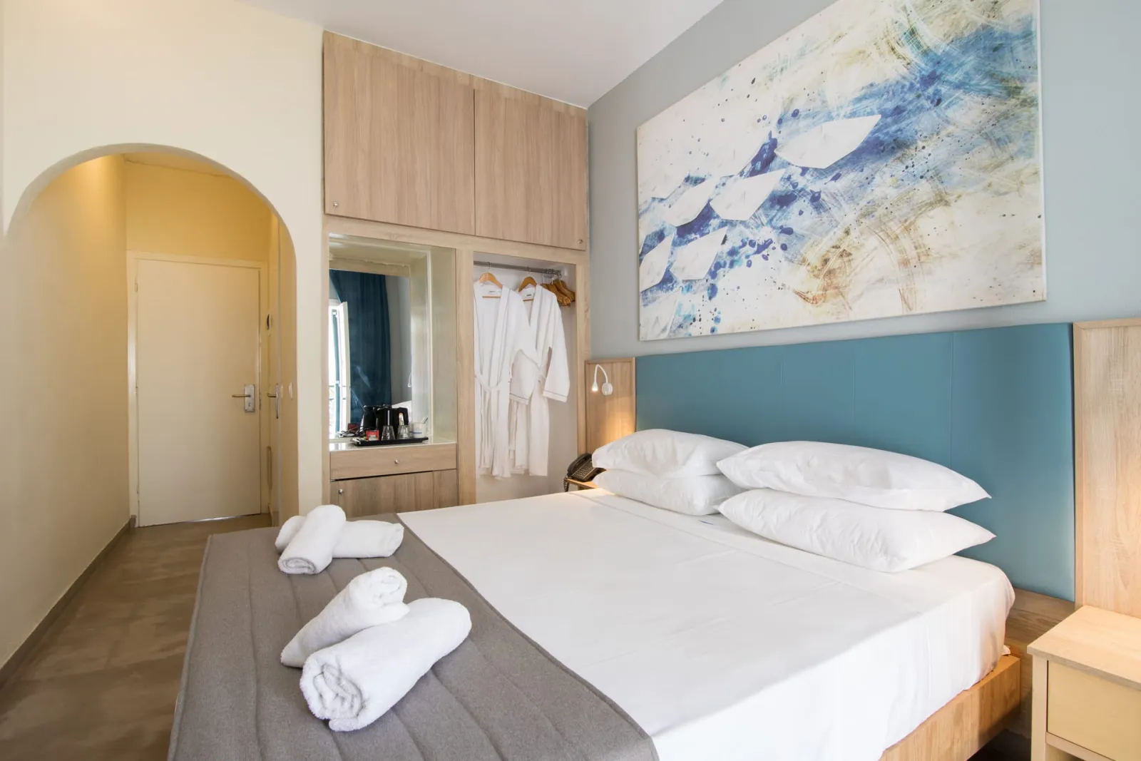 Opera Blue Hotel