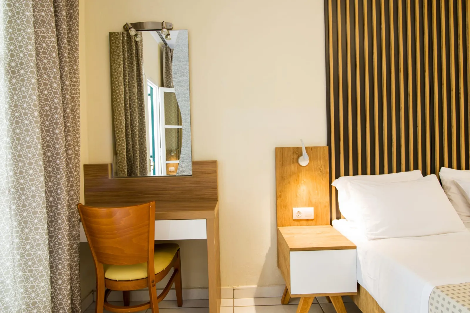 Opera Blue Hotel