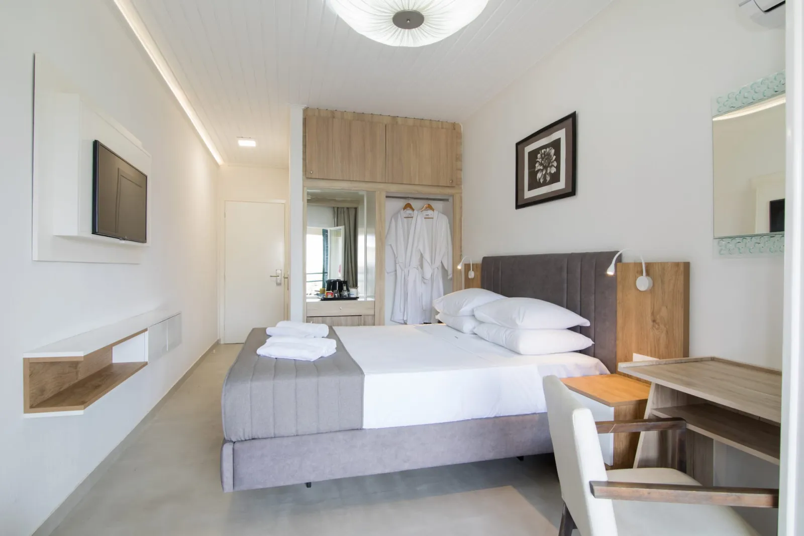Opera Blue Hotel