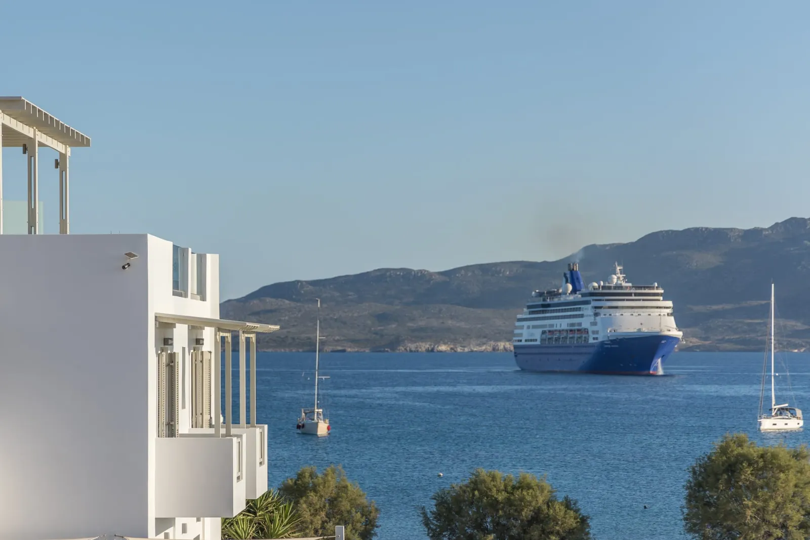 Ostria Hotel