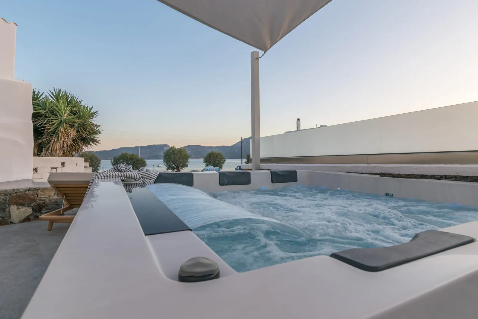 Ostria Hotel