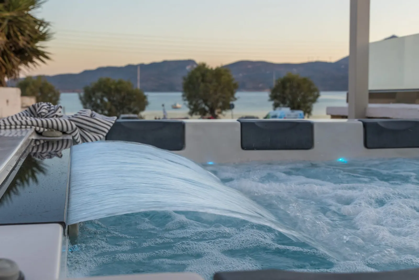Ostria Hotel