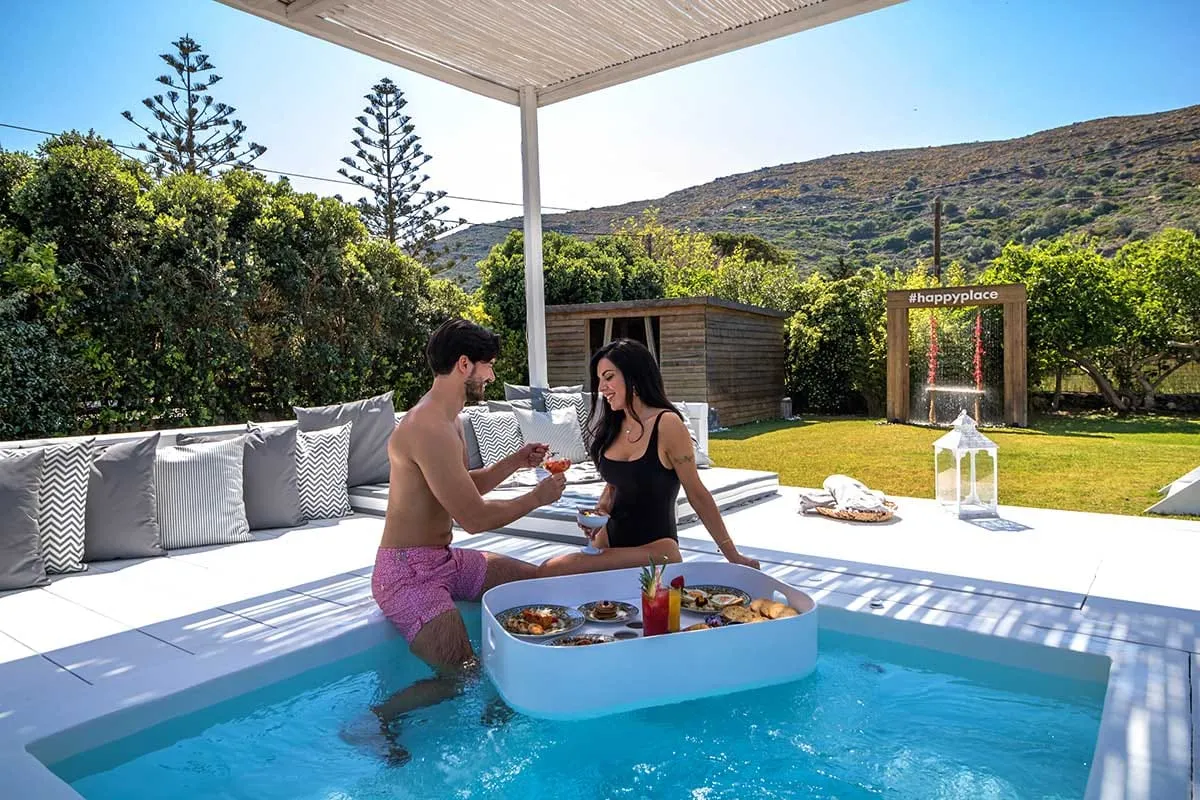 Ow Andros Luxury Suites