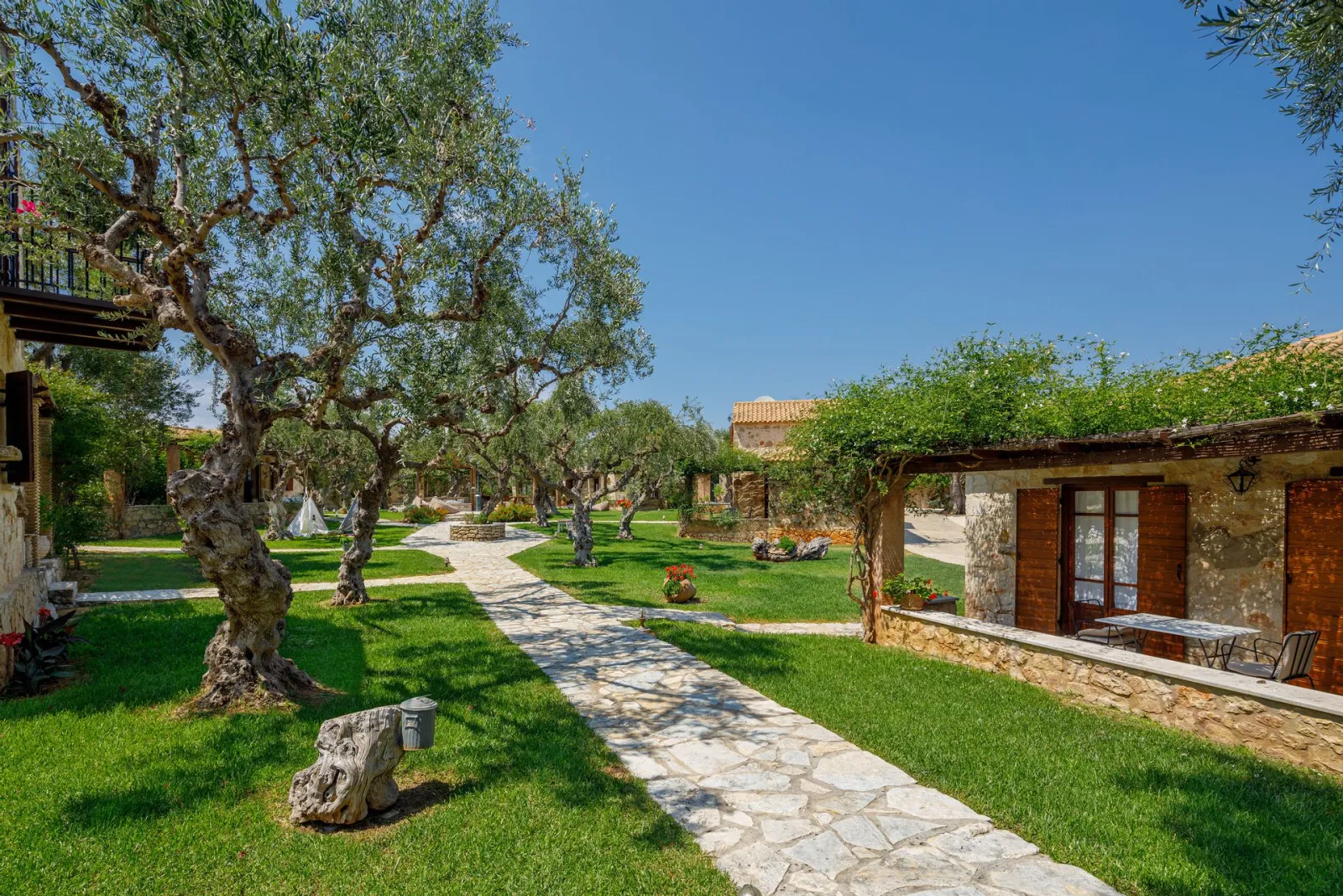 Paliokaliva Village Zakynthos