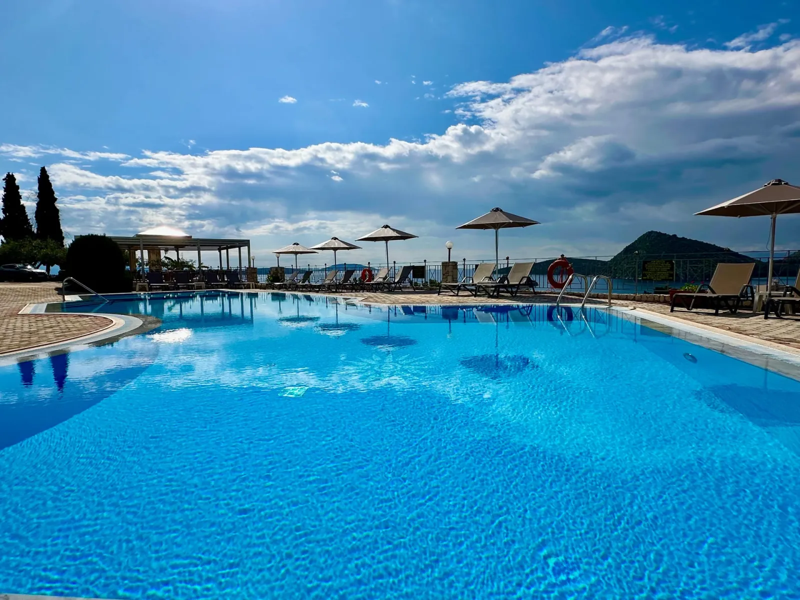 Panorama Apartments Tolo