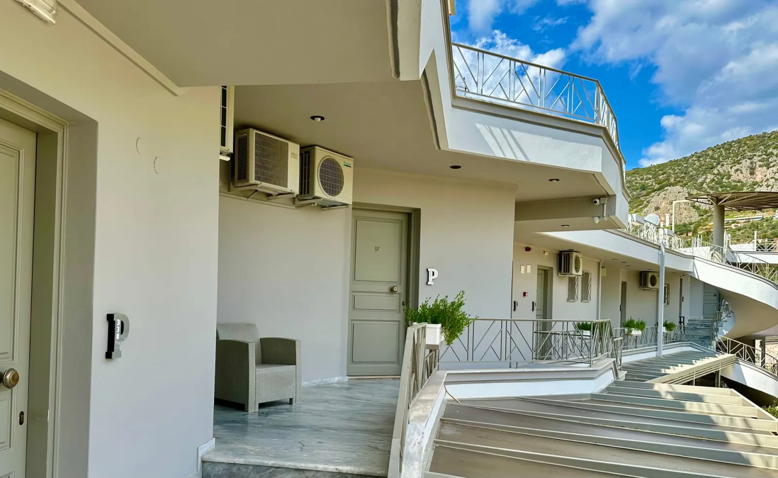 Panorama Apartments Tolo