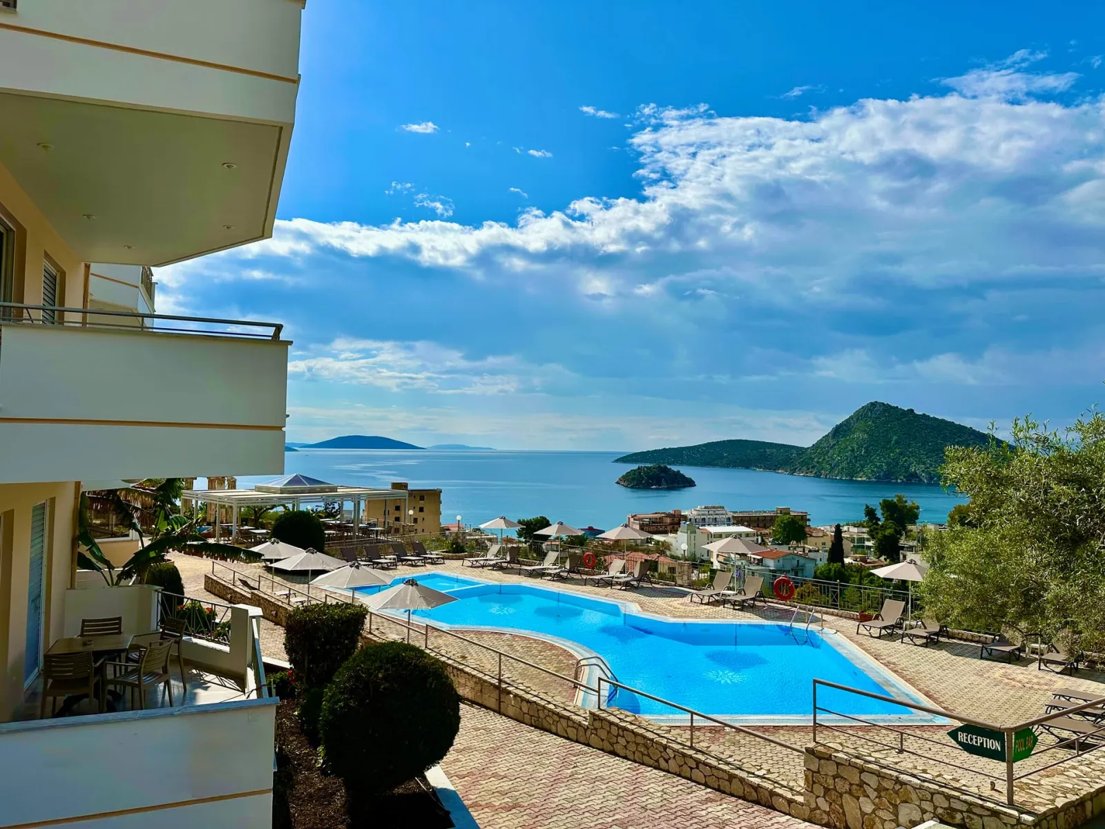 Panorama Apartments Tolo