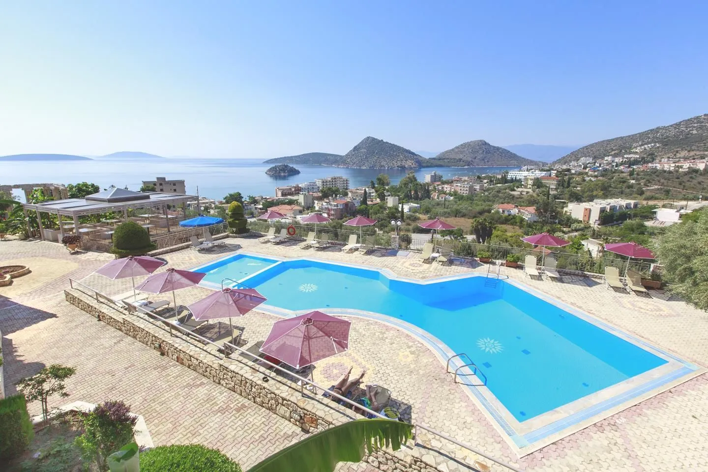 Panorama Apartments Tolo