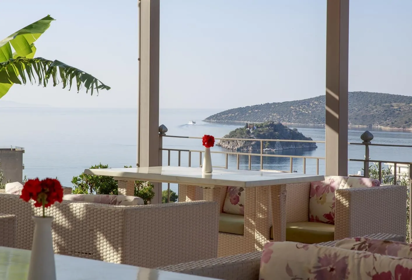 Panorama Apartments Tolo