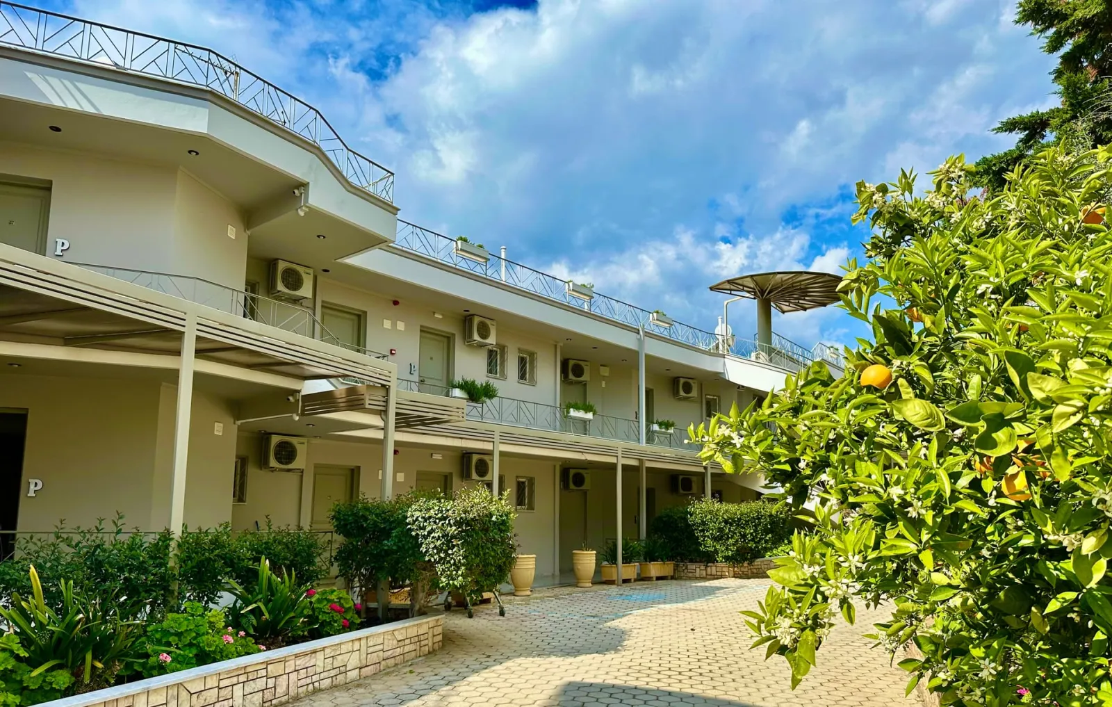 Panorama Apartments Tolo