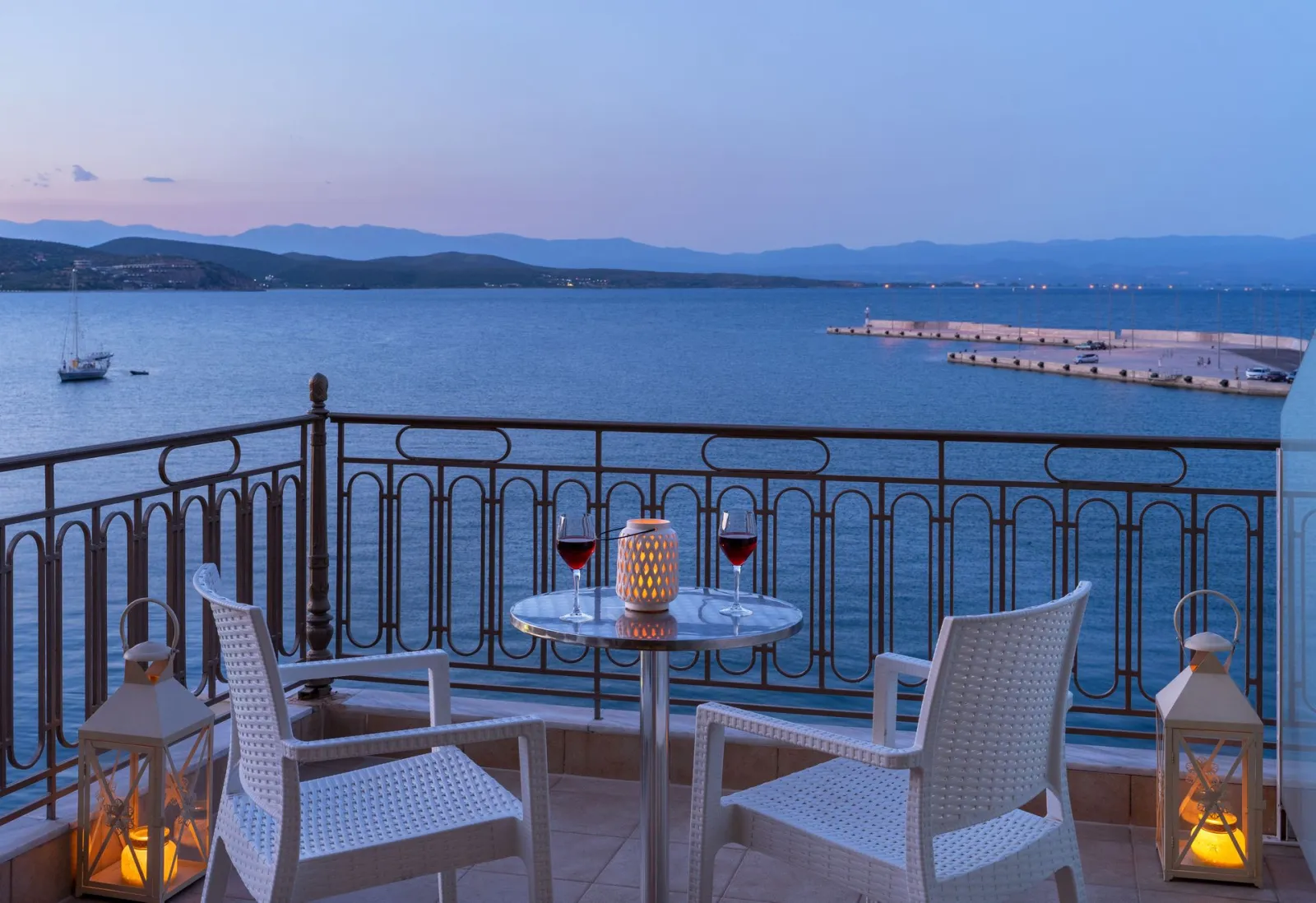 Pantheon City Hotel