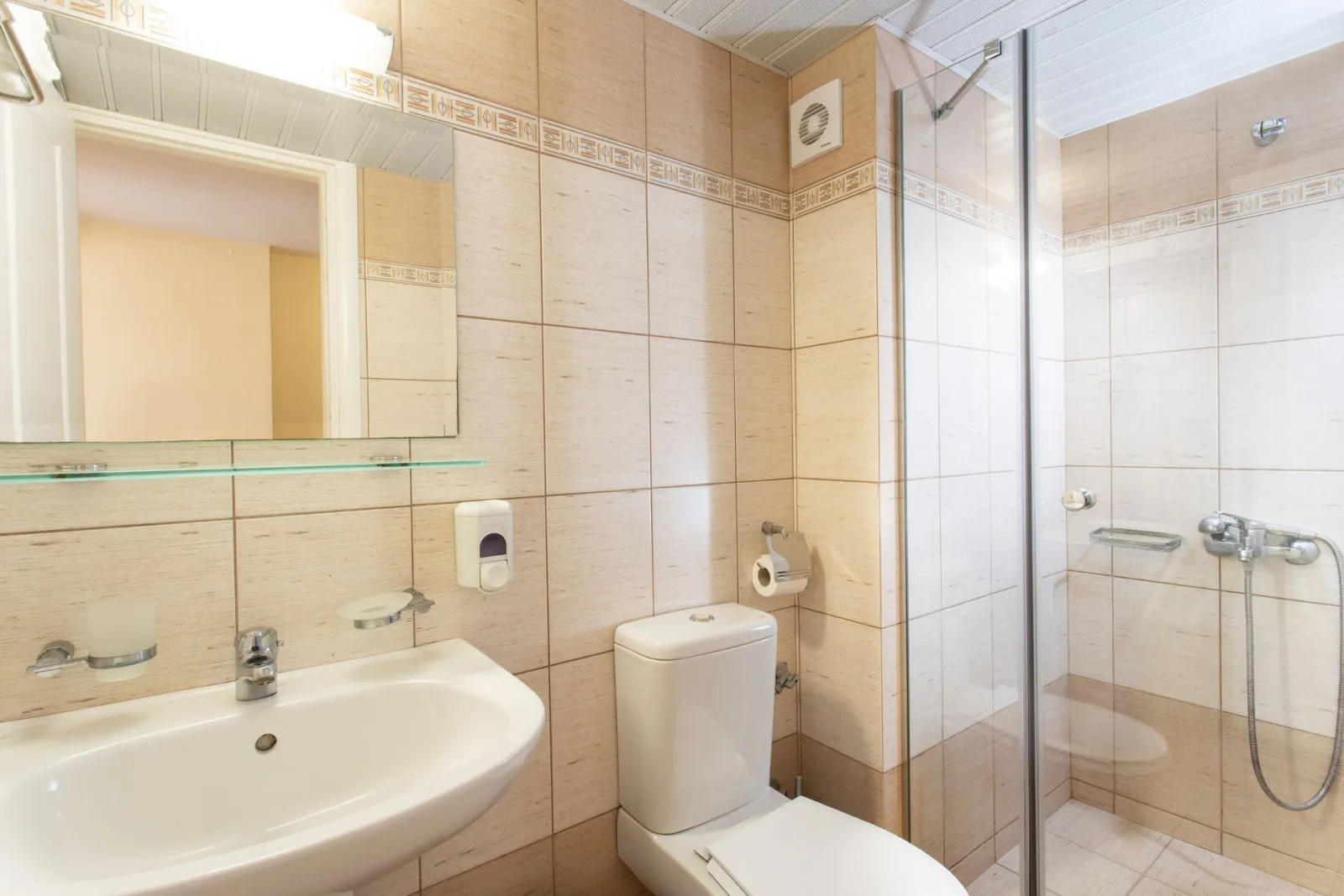 Pantheon City Hotel