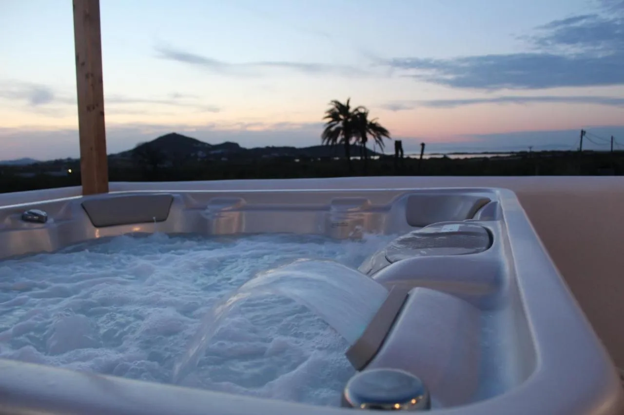 Villas Vaya veranda jacuzzi
