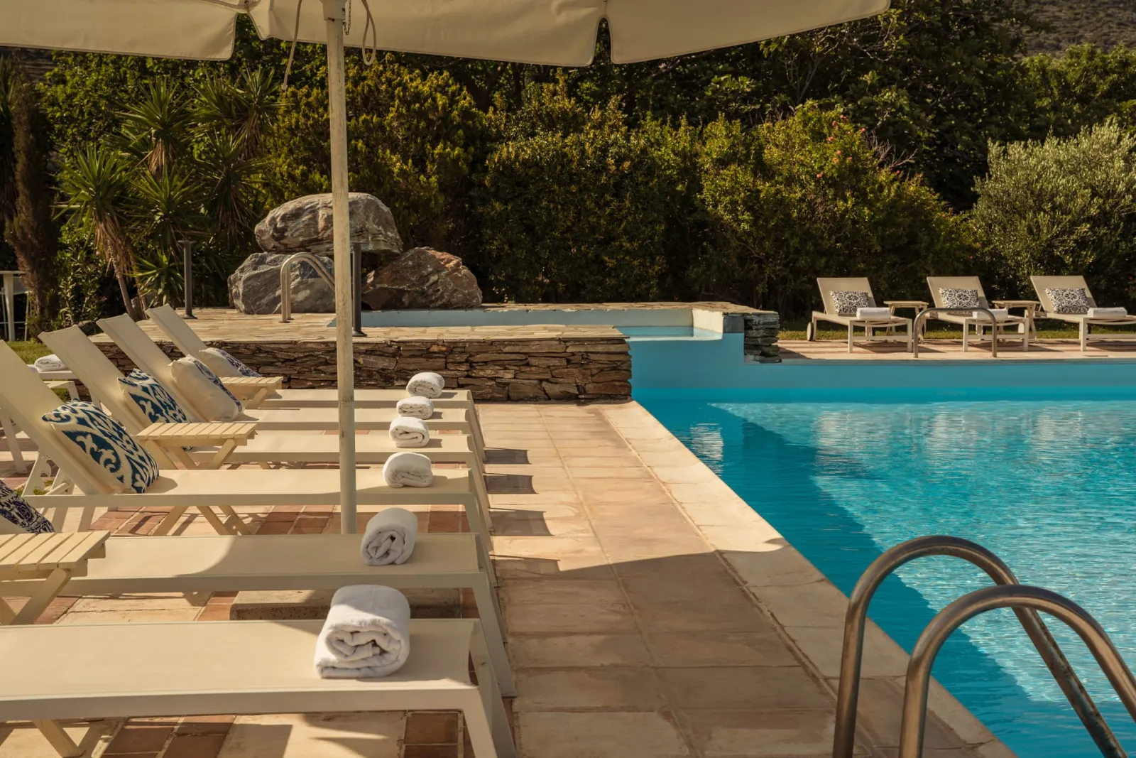 Paradise Art Hotel Andros