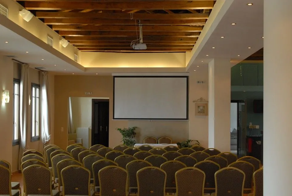 "Thea" Hall - meetings and seminars