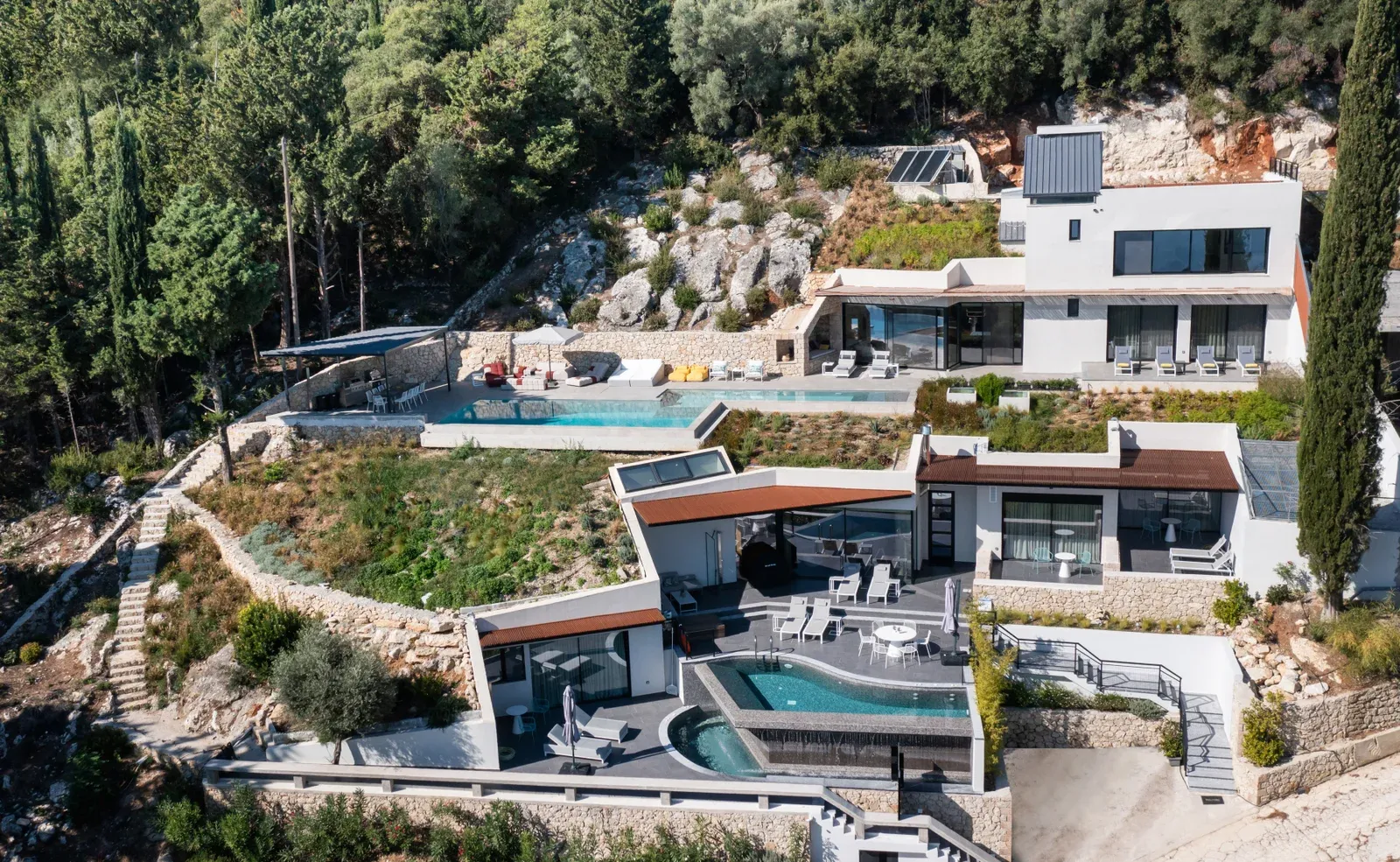 Villa Naya - Modern Comfort and Stunning Sea Views