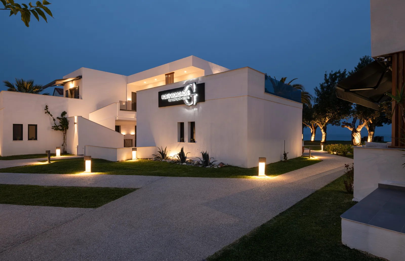Ikos Georgiadis Suites | Toroni | Outside View