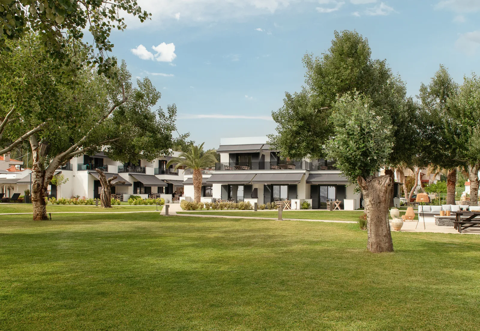 Ikos Georgiadis Suites | Toroni | Outside View