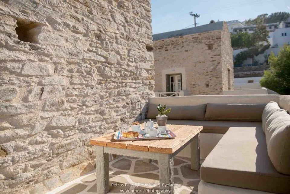 Balcony & terrace
