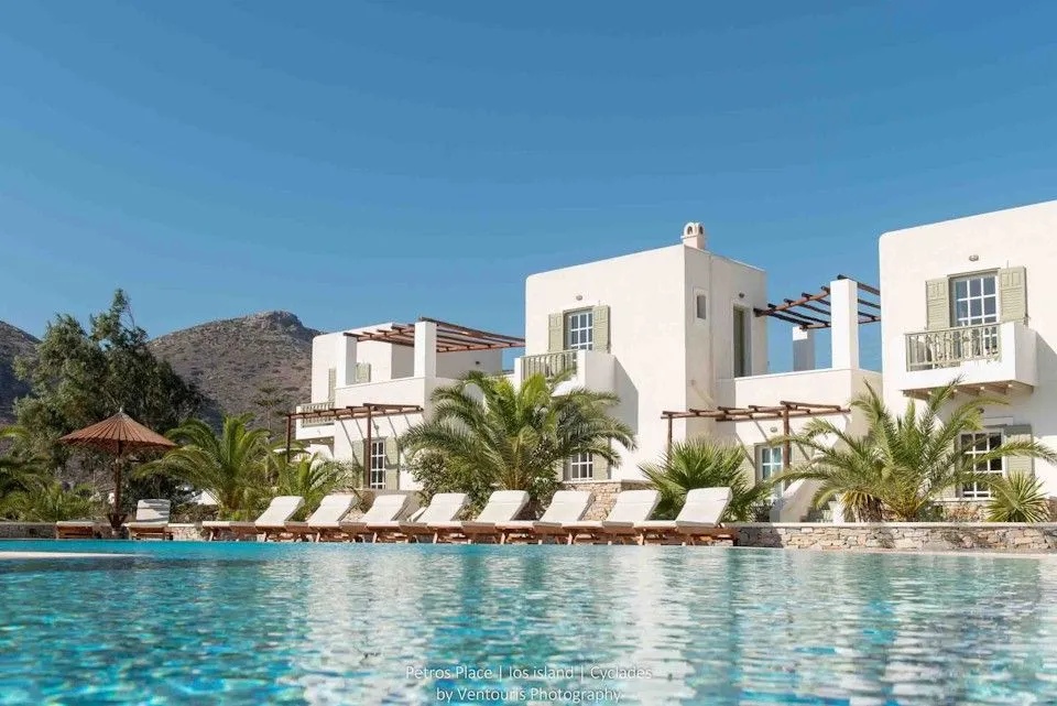 Swimming pool property surroundings