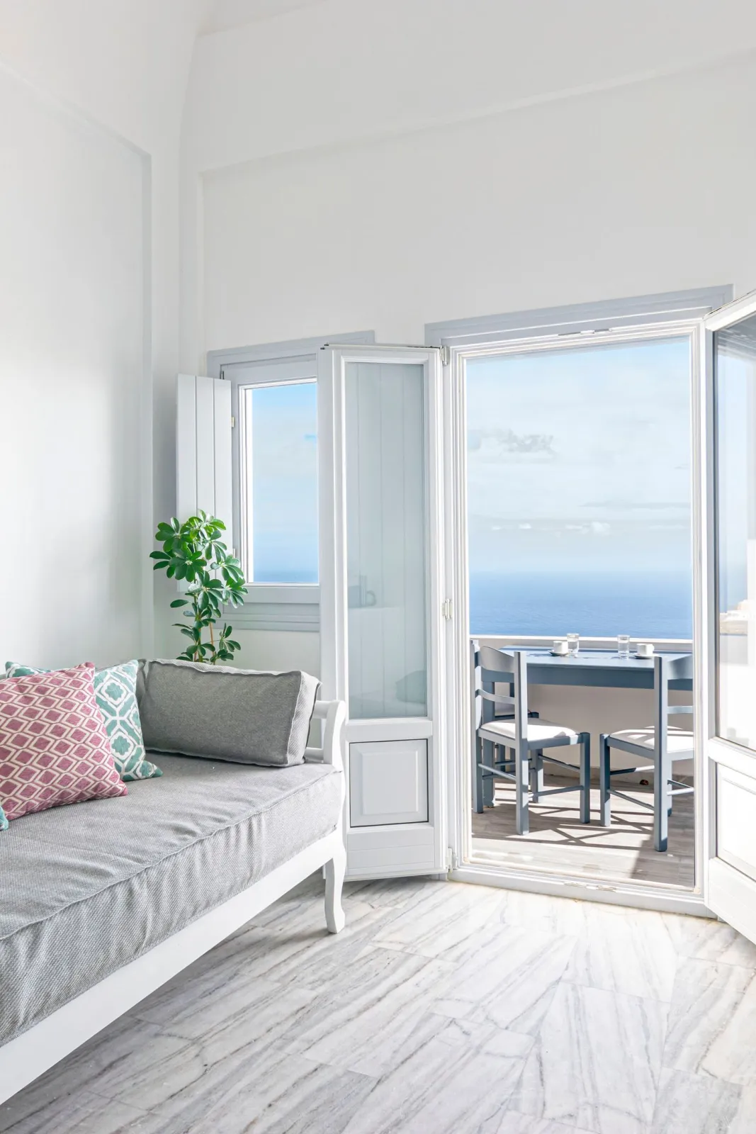 Phaos Santorini Suites