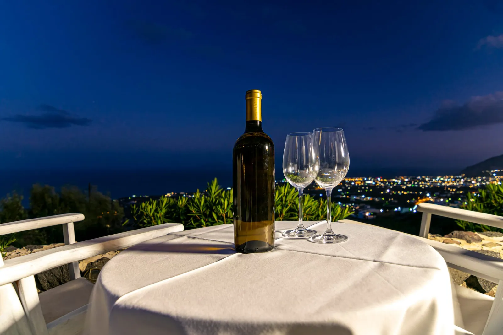 Phaos Santorini Suites