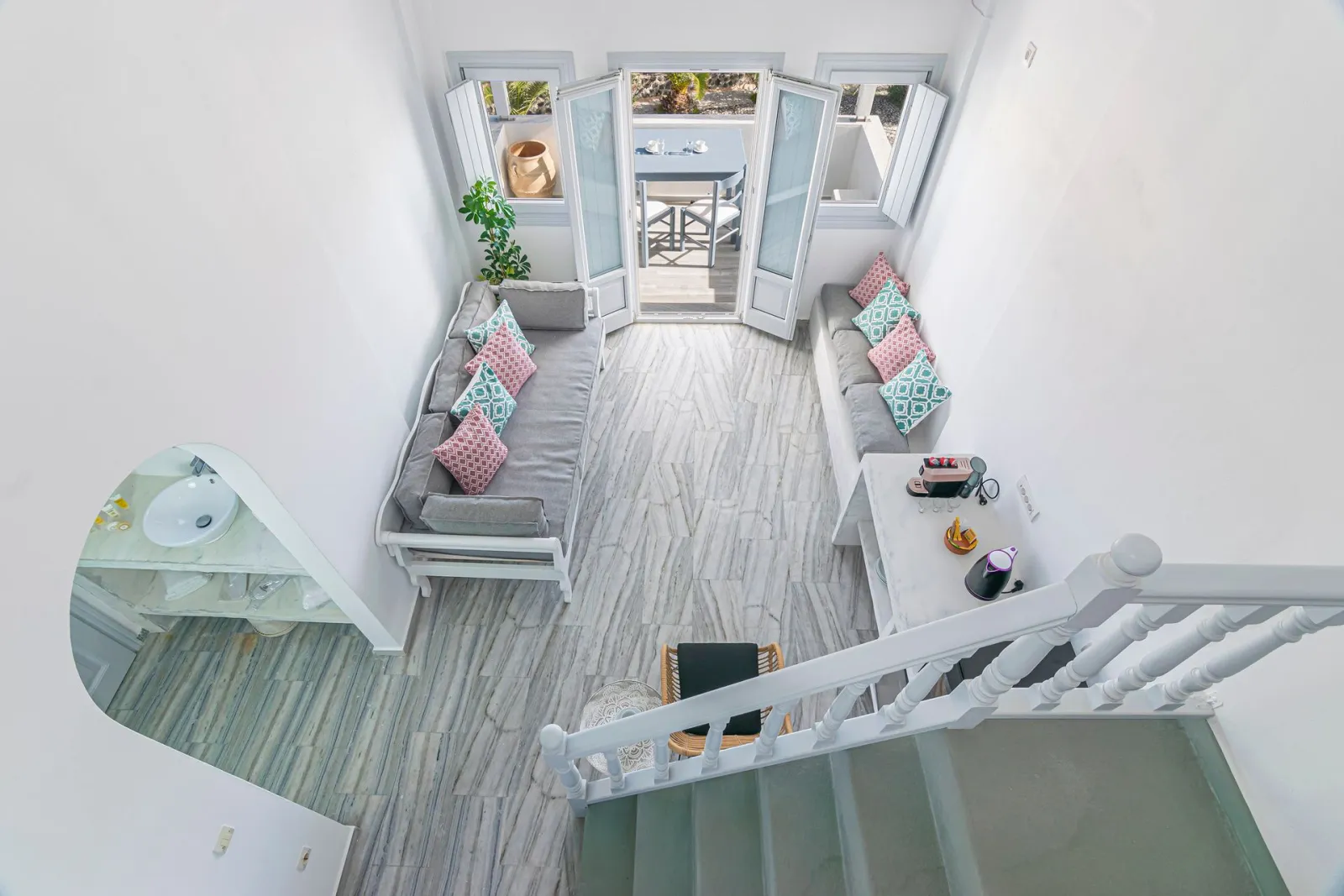 Phaos Santorini Suites