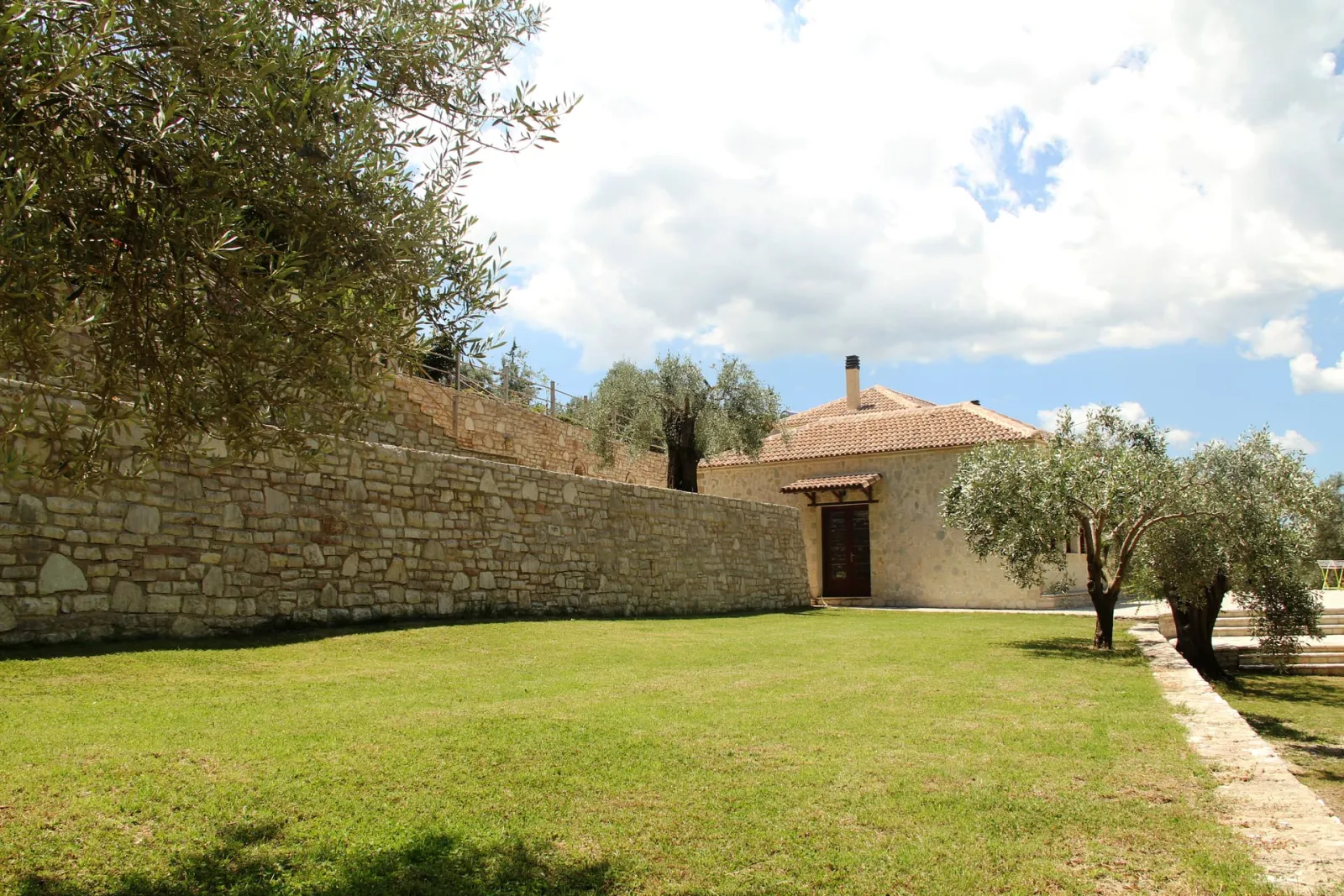 Piges Hotel