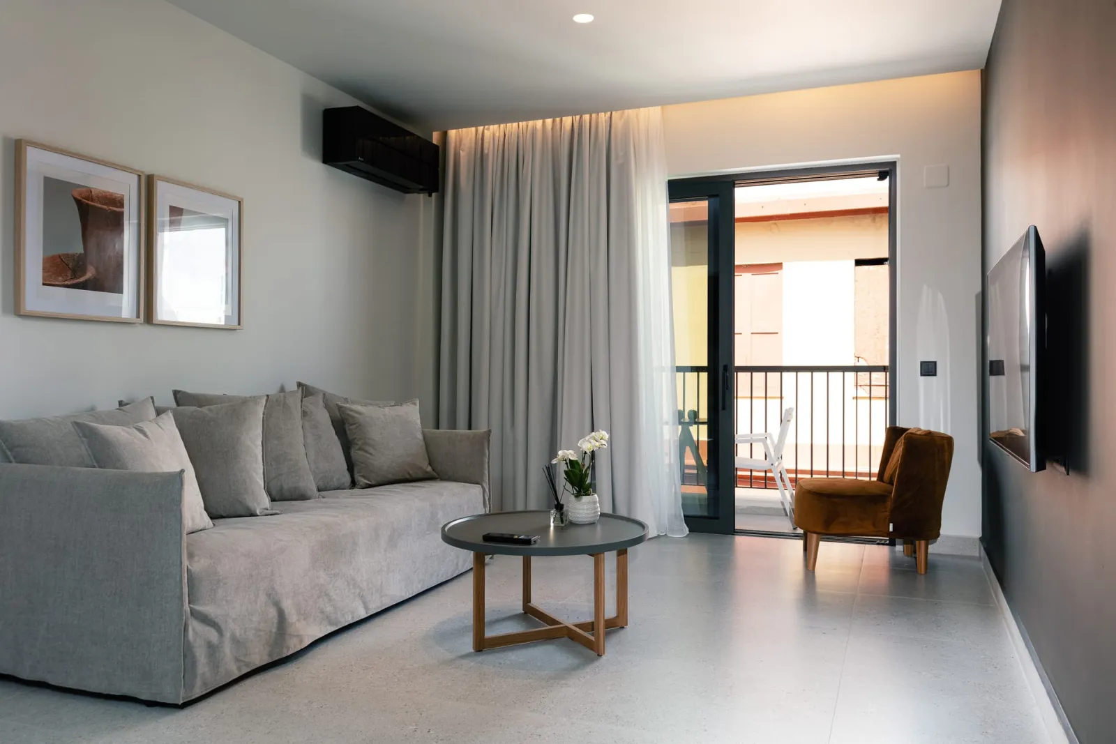 Porta Suites
