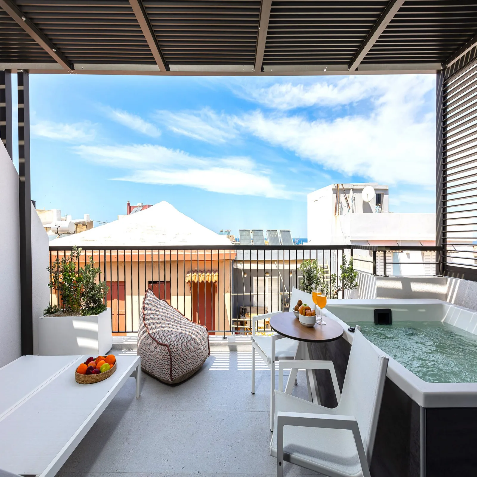Porta Suites