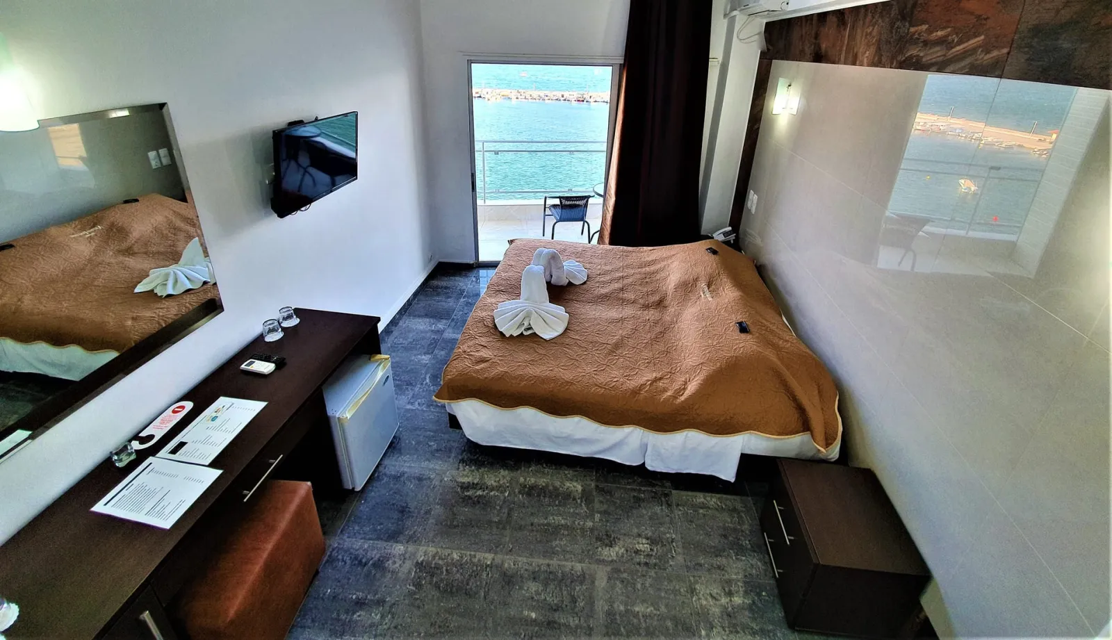 Porto Evia Boutique Hotel