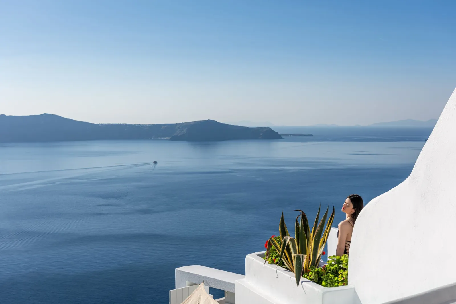 Adamant Suites Santorini