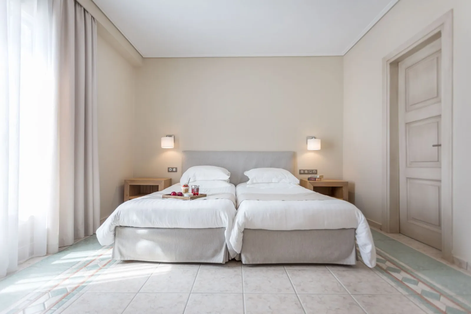 OLD - Porto Naxos Hotel