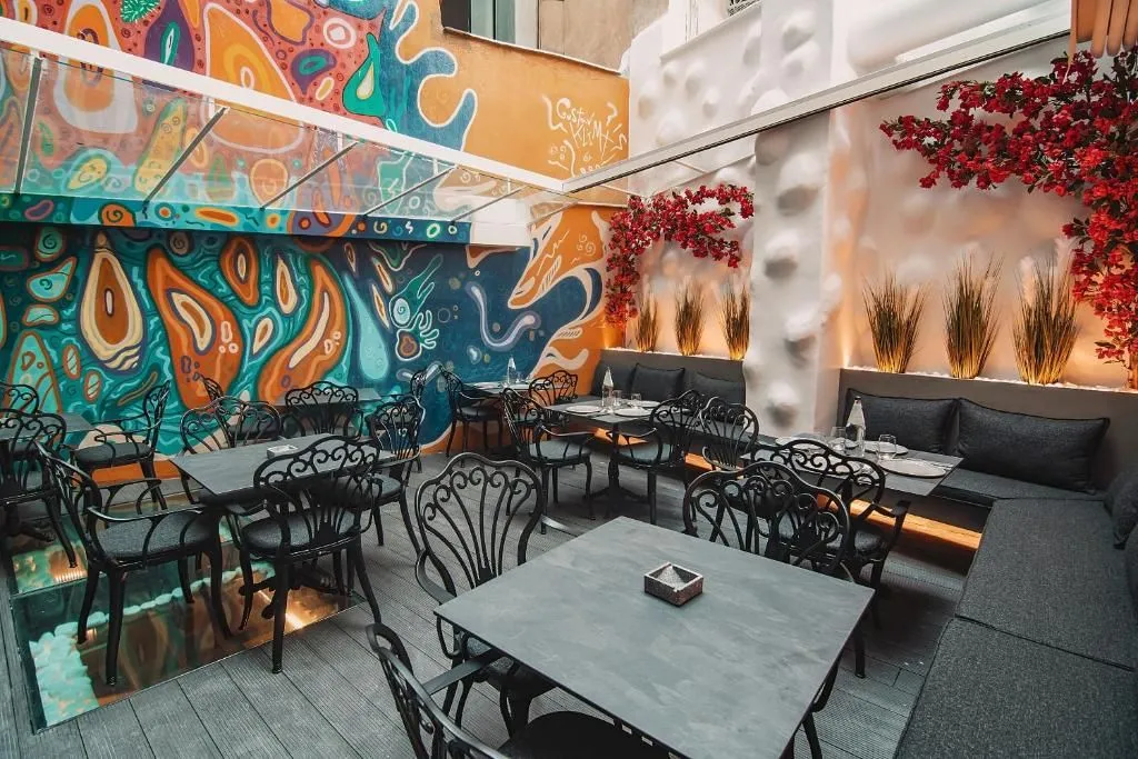 Project 3 Urban Chic Hotel