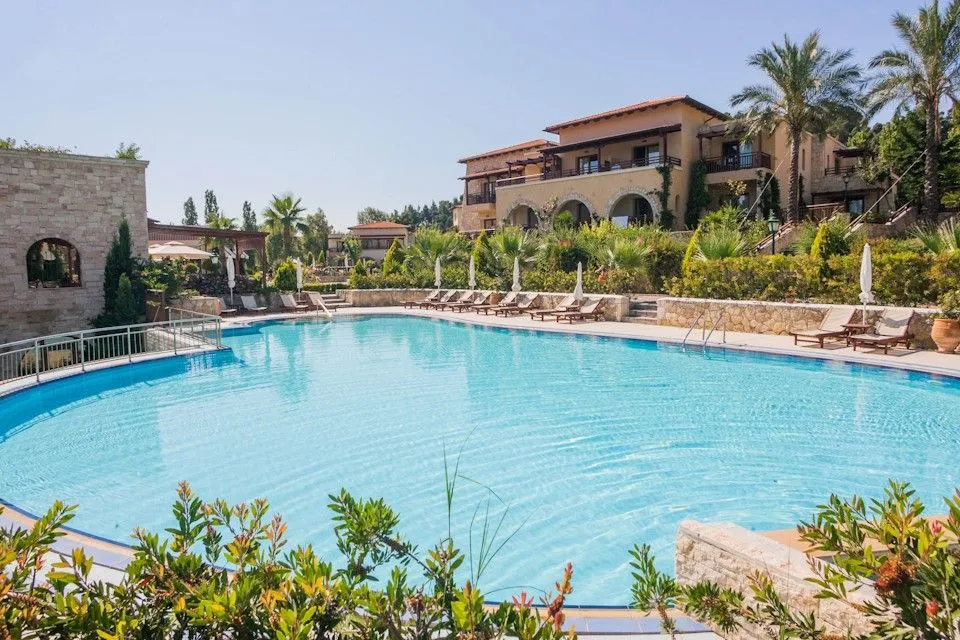 Aegean Melathron-Pools