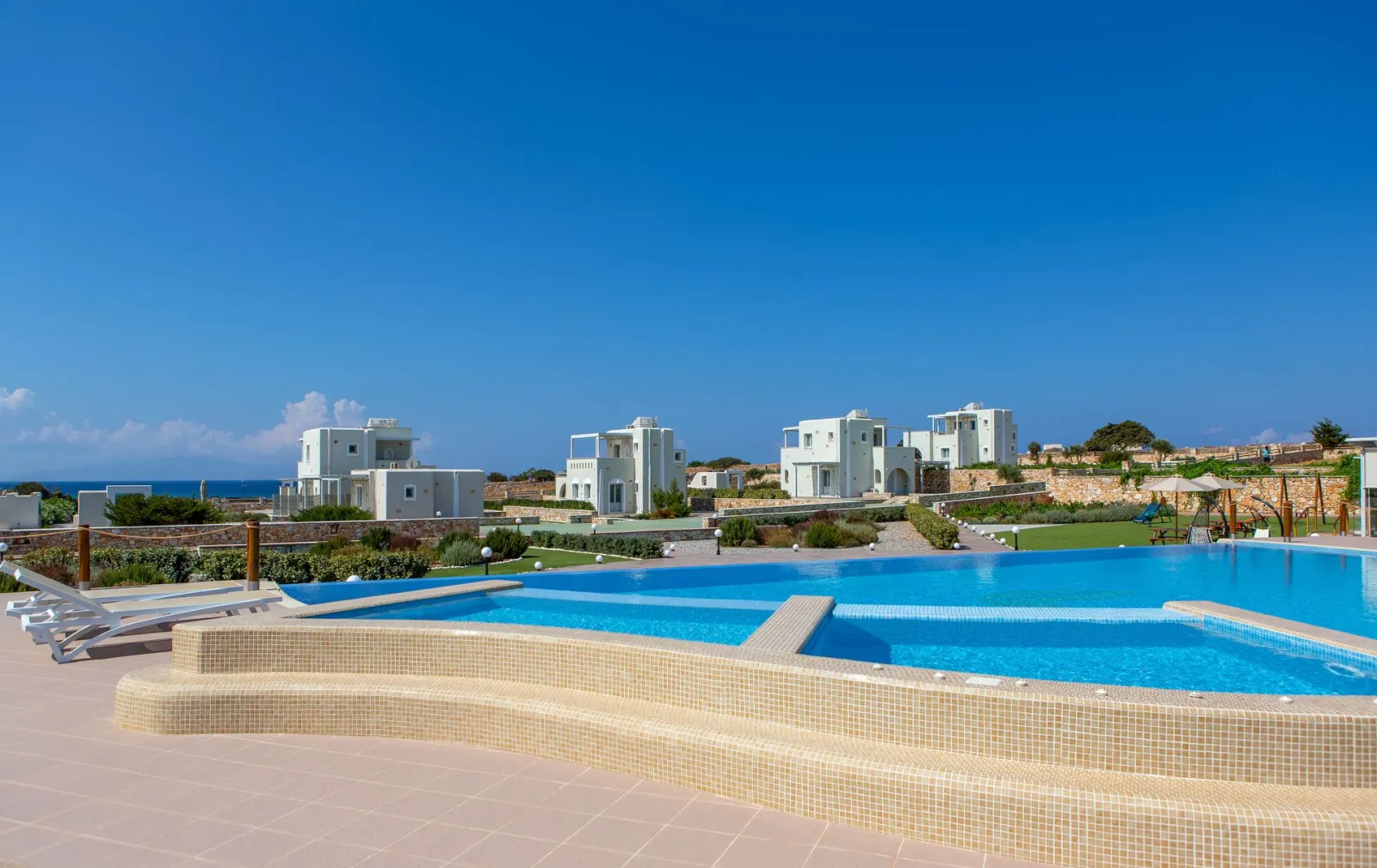 Sun and Moon Villas Naxos