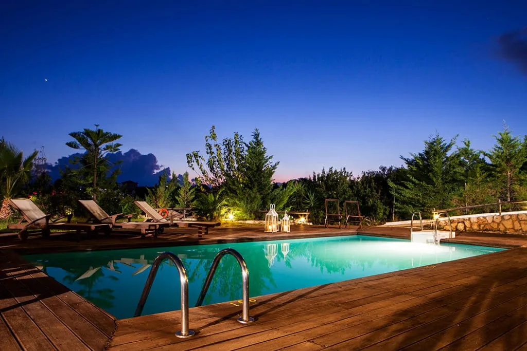 3 Queens Villas