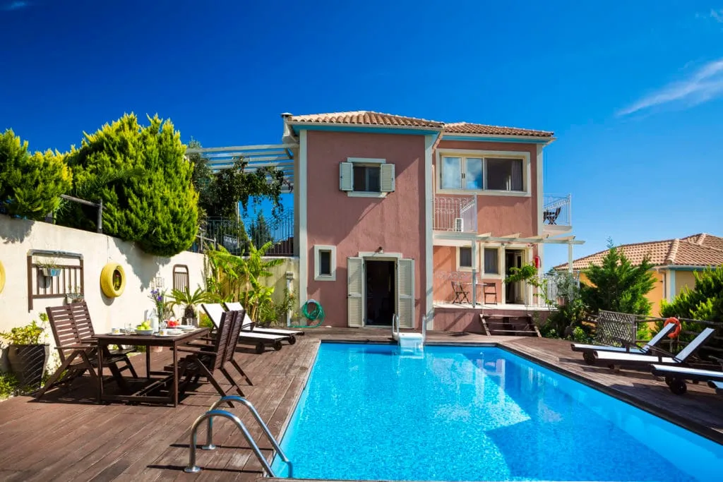 3 Queens Villas