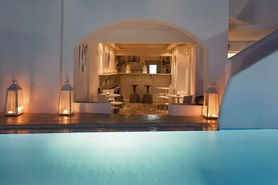 Regina Mare Santorini